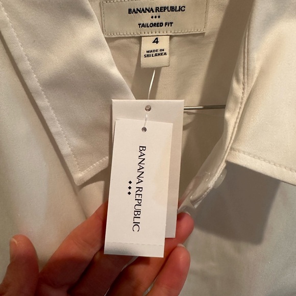 NWT Banana Republic Factory white button down, size 4 - Picture 7 of 8